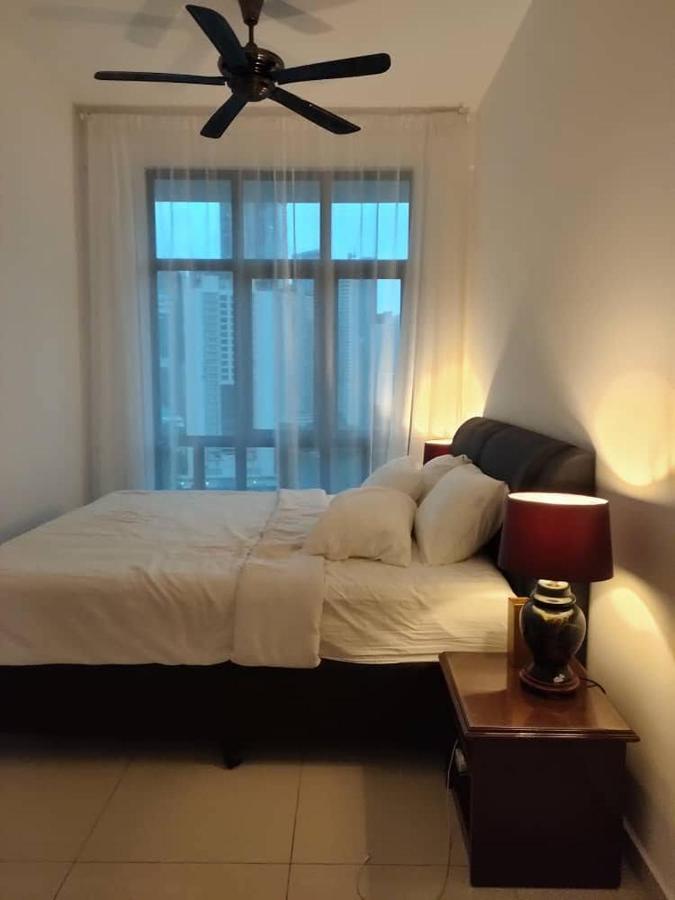 קואלה לומפור Klcc Legasi Direct View With A Superking Bed At A 3-Bedroom Premium Unit מראה חיצוני תמונה
