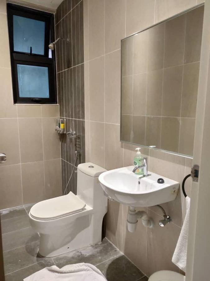 קואלה לומפור Klcc Legasi Direct View With A Superking Bed At A 3-Bedroom Premium Unit מראה חיצוני תמונה
